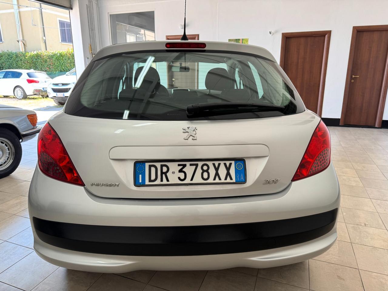 Peugeot 207 1.4 8V 75CV 5p. ONE Line OK NEOPATENTATI