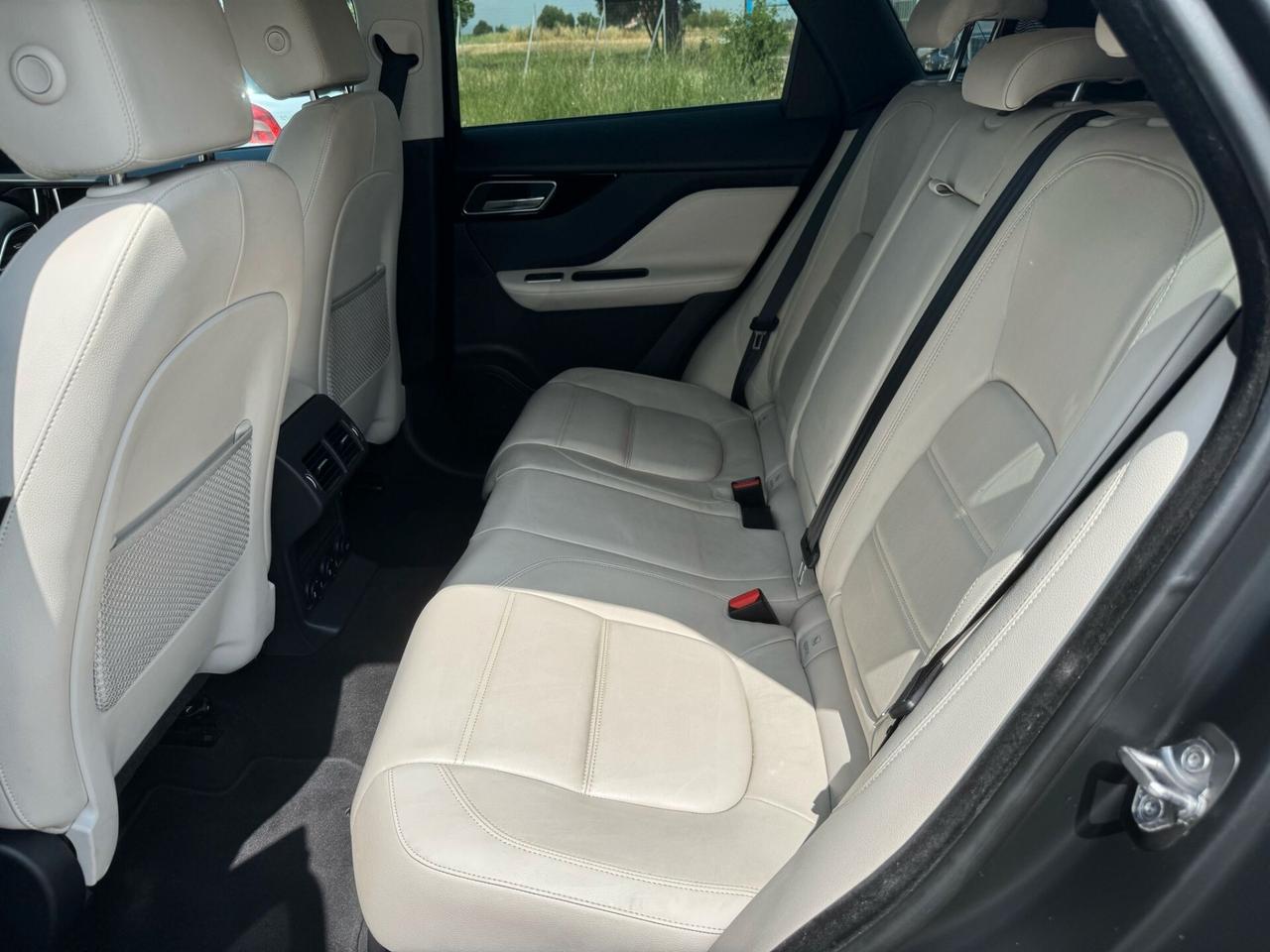 Jaguar F-Pace 2.0 D 2017 CAMBIO AUTOMATICO