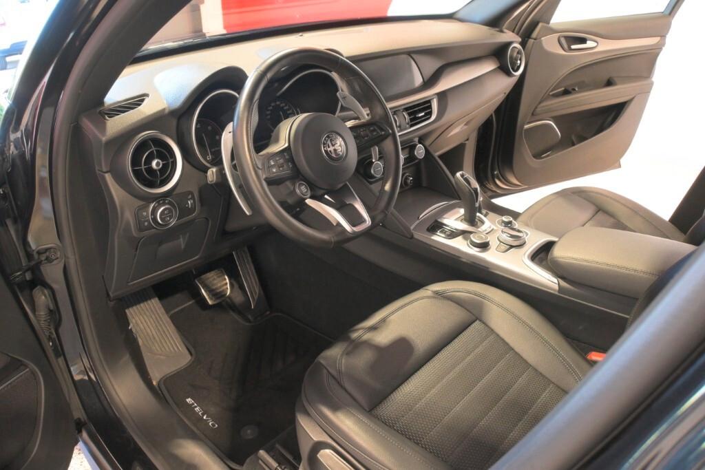 Alfa Romeo Stelvio 2.2 Turbodiesel 190 CV AT8 Q4 Sprint