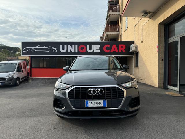 AUDI Q3 35 TDI S tronic Business Advanced