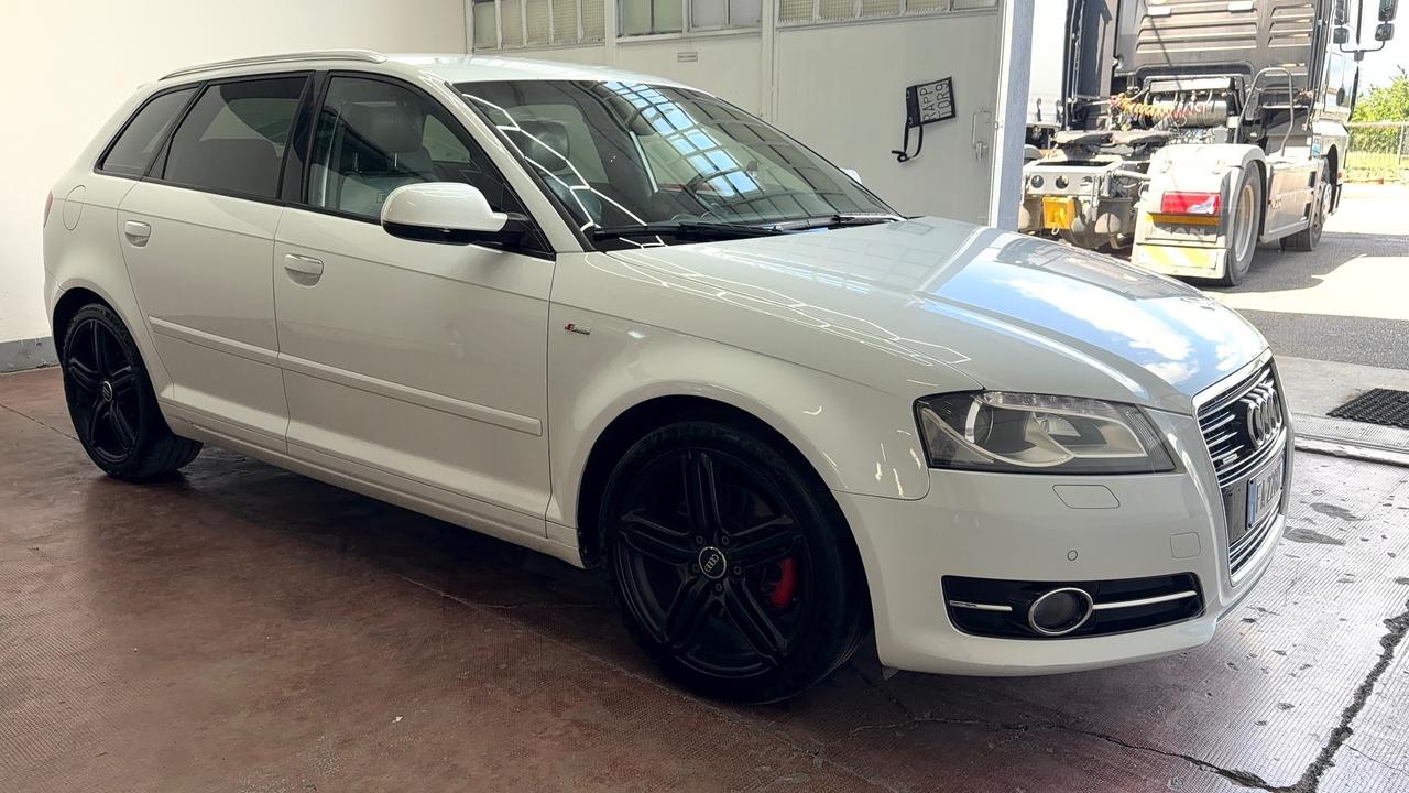 Audi A3 2.0 TDI S-Line quattro Attraction SPB