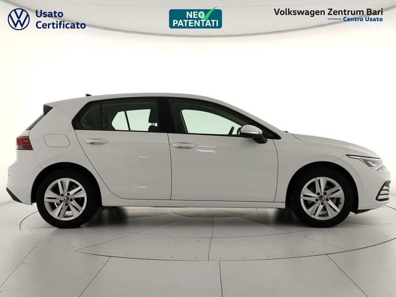 Volkswagen Golf 1.5 tgi life 130cv