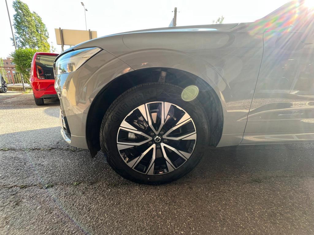 Volvo XC60 2.0 b4 Plus Dark auto