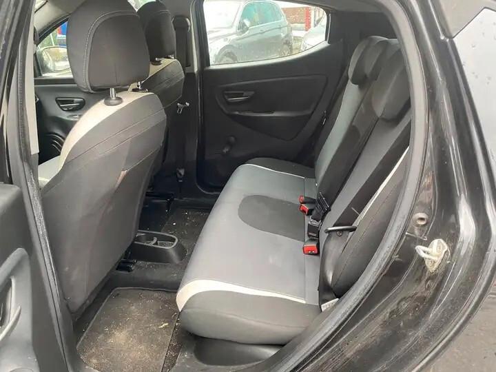 Lancia Ypsilon 1.3 MJT 16V Elefantino