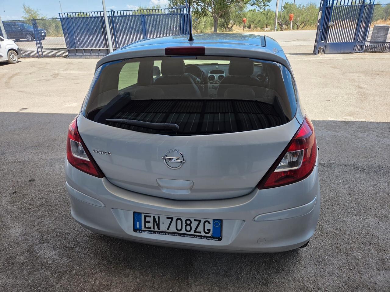Opel Corsa 1.2 85CV 5 porte GPL-TECH One