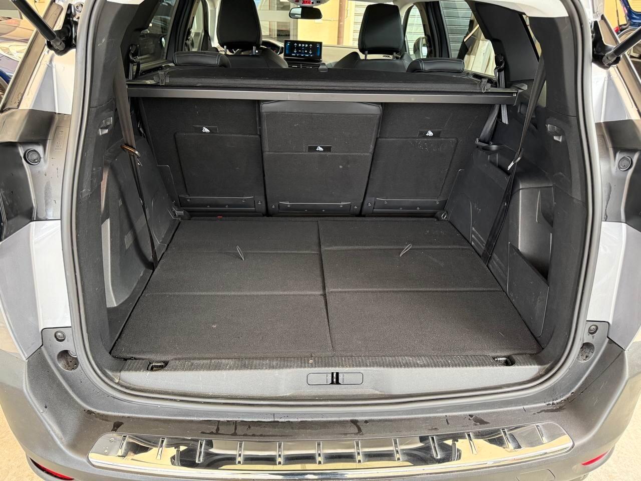 Peugeot 5008 2023 1500 130 EAT8 Allure Pack