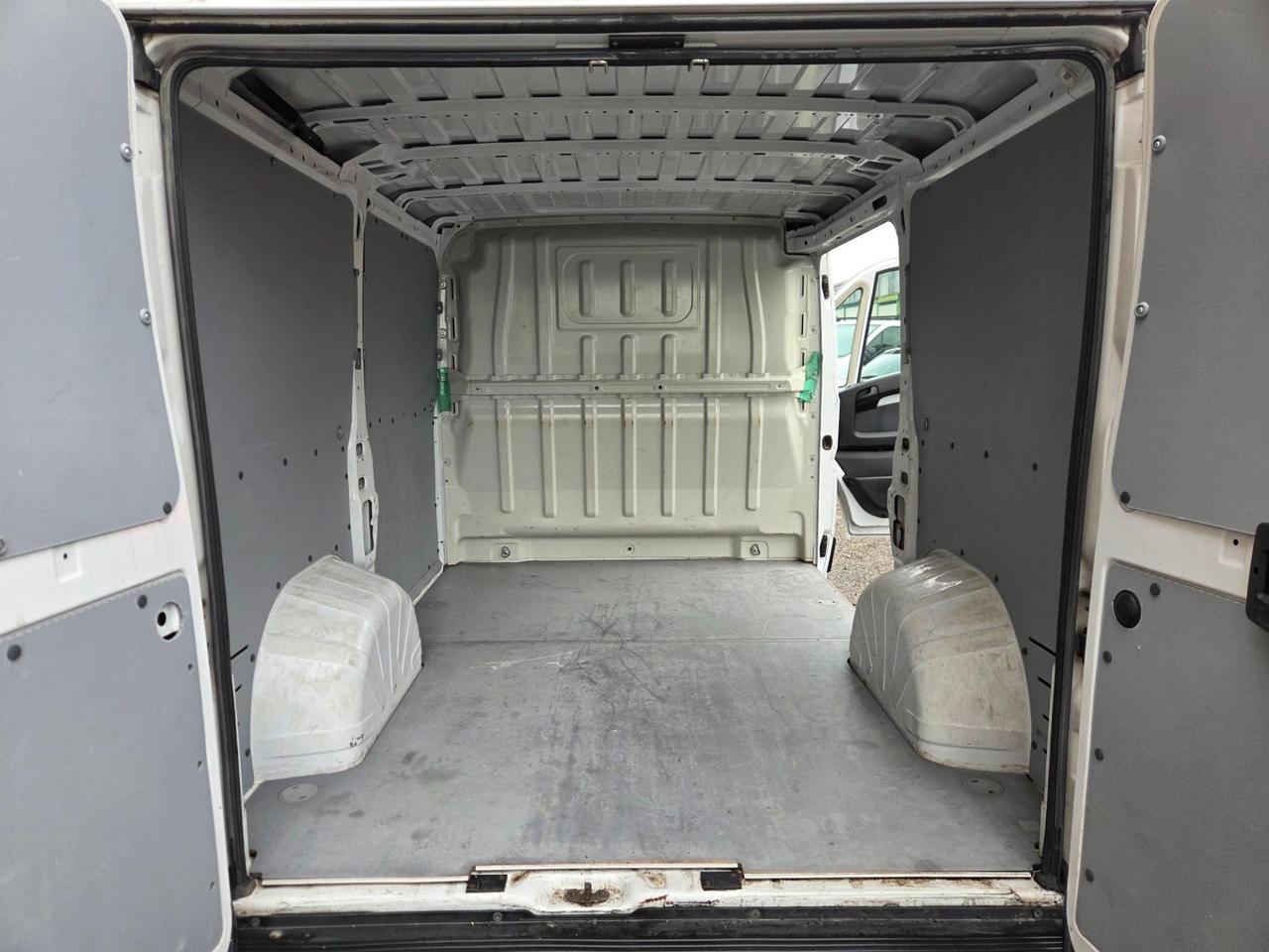 PEUGEOT Boxer 328 2.2 bluehdi 120cv S&S L1H1 + IVA