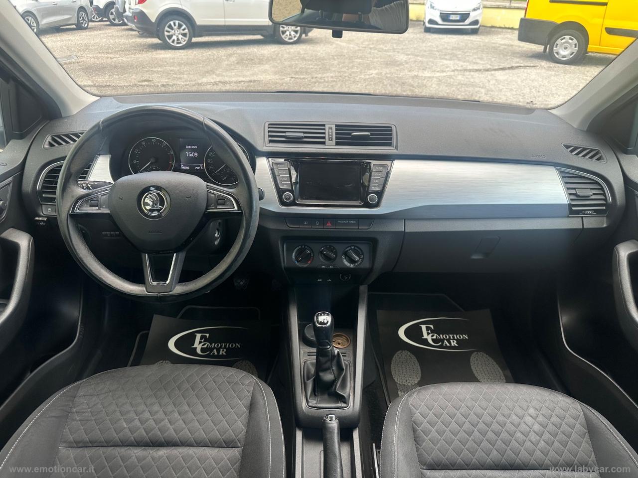 SKODA Fabia 1.0 MPI 60 CV Twin Color D.E. Arg. - 2017