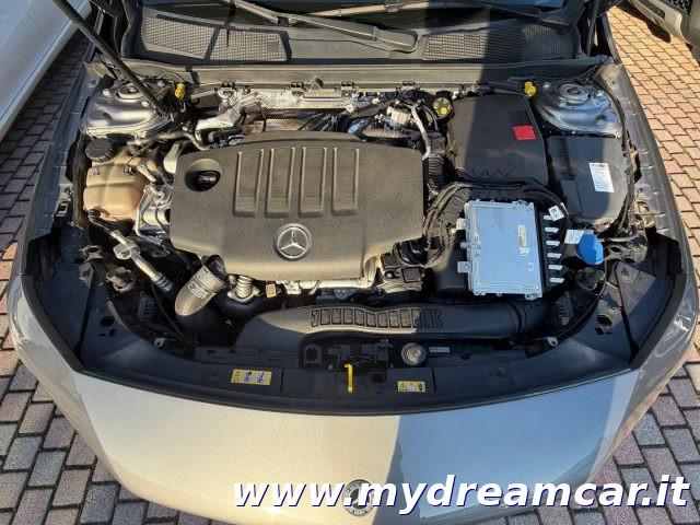 MERCEDES-BENZ CLA 200 d 150cv Automatic Shooting Brake Sport