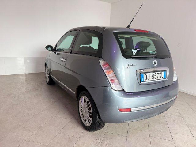 LANCIA Ypsilon 1.2 .Argento