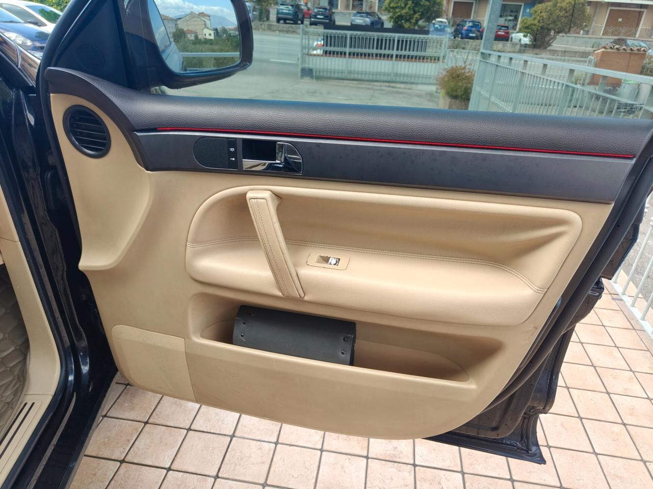 Volkswagen Touareg 2.5 R5 TDI