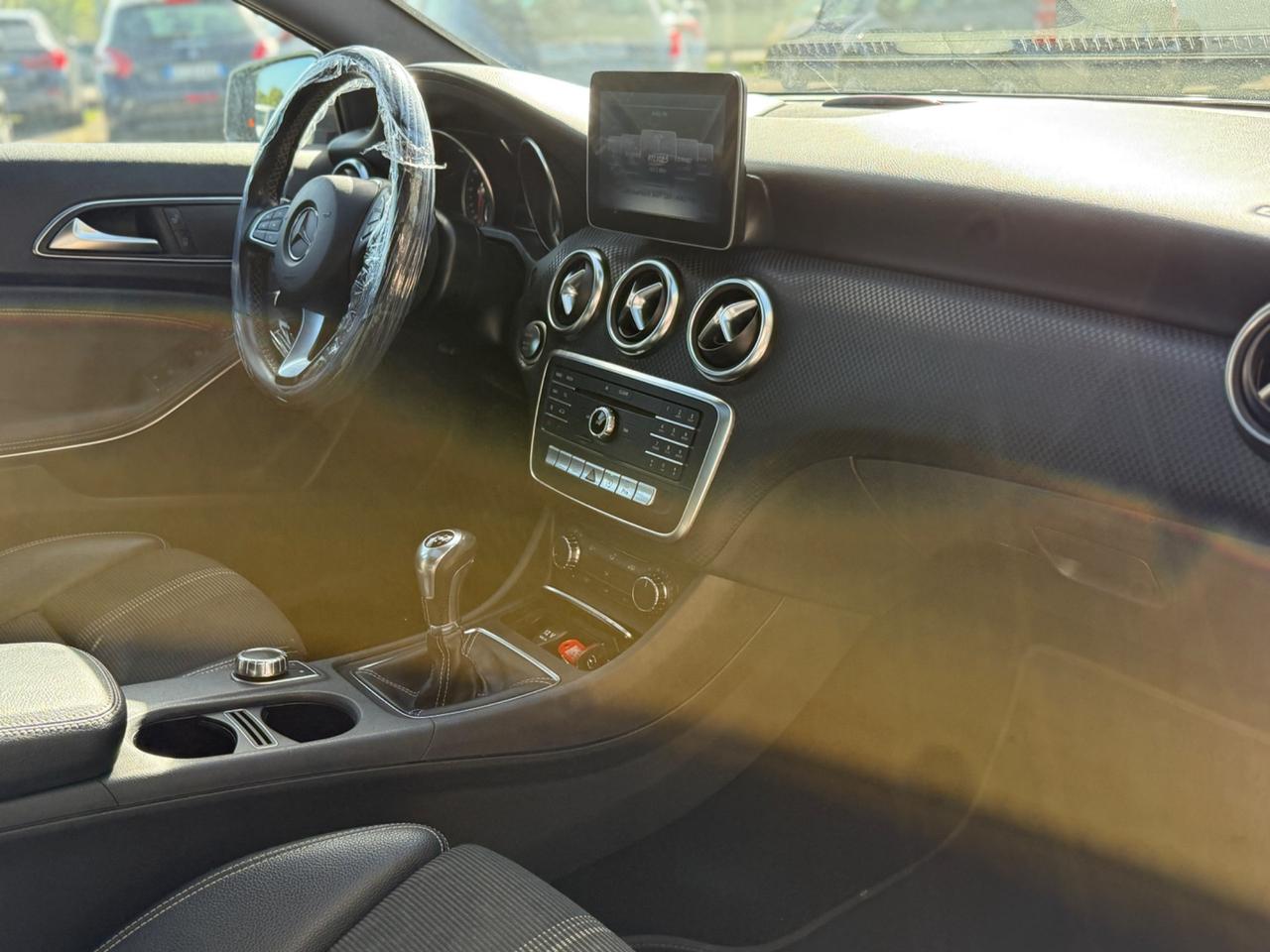 MercedesA 180 d Premium Tetto PERFETTO