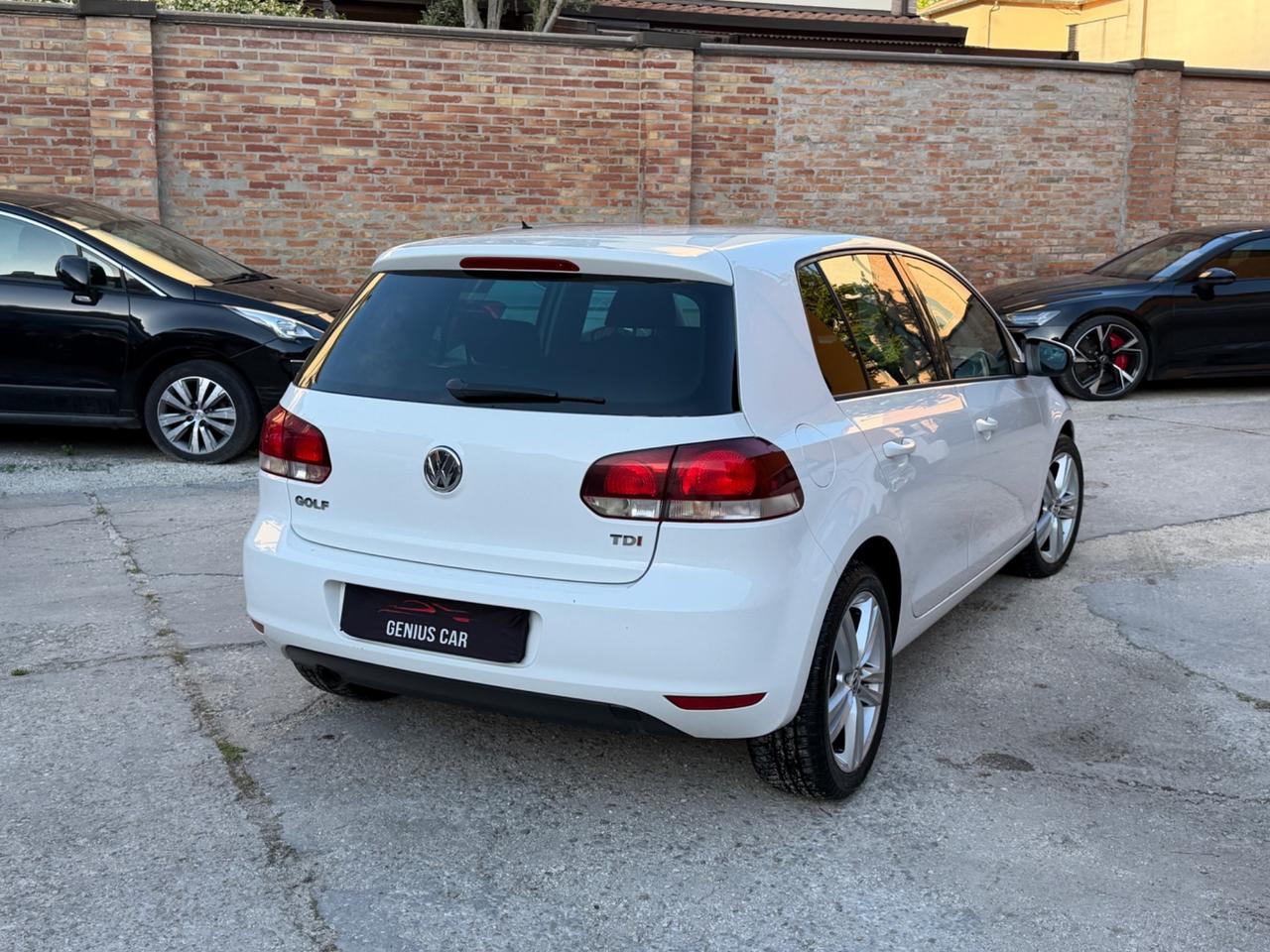 Volkswagen Golf 1.6 TDI DPF 5p. Highline