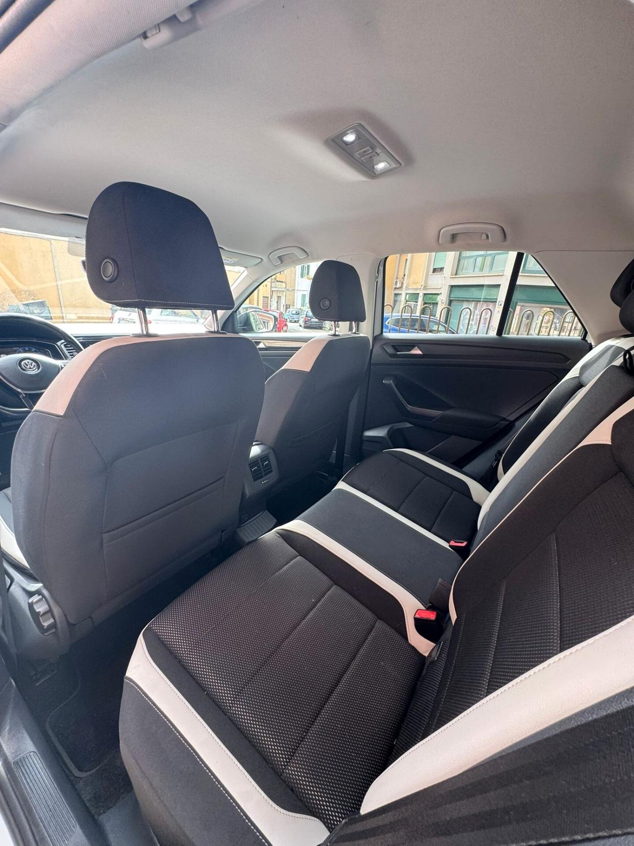 Volkswagen T-Roc 1.6 TDI SCR Advanced BlueMotion Technology, FULL, NO VINCOLI, BELLISSIMA