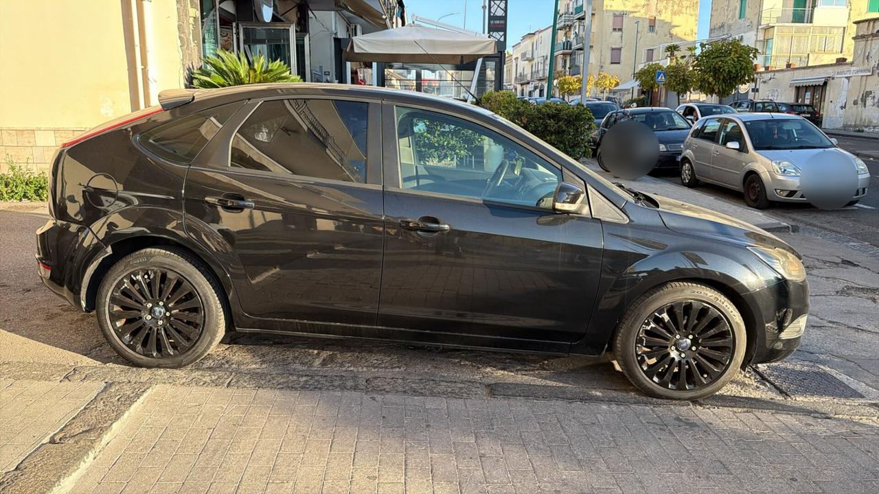 Ford Focus 1.6 tdci diesel TITANIUM 2009 USATO