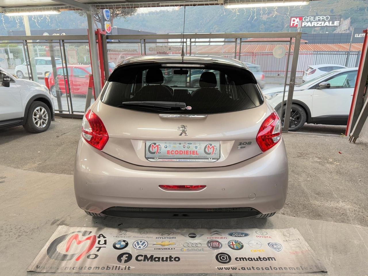 Peugeot 208 1.4 e-HDi 68 CV S&S robotizzato 5 porte