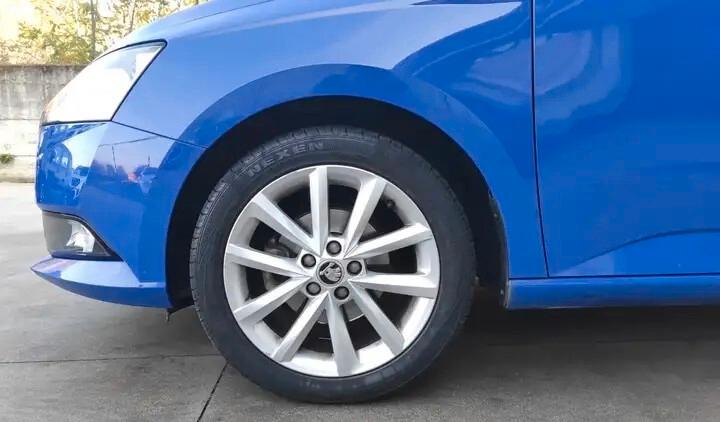 Skoda Fabia 1.0 MPI 60 CV Twin Color