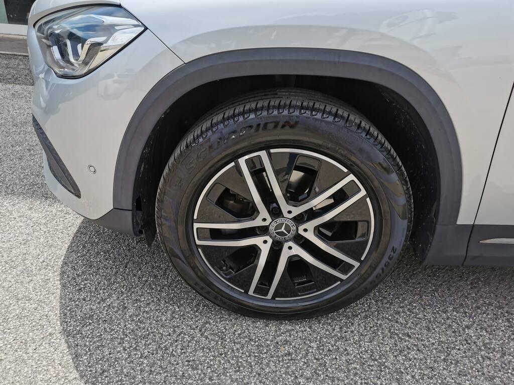 Mercedes GLA 180 180 D Sport Plus 8G-DCT