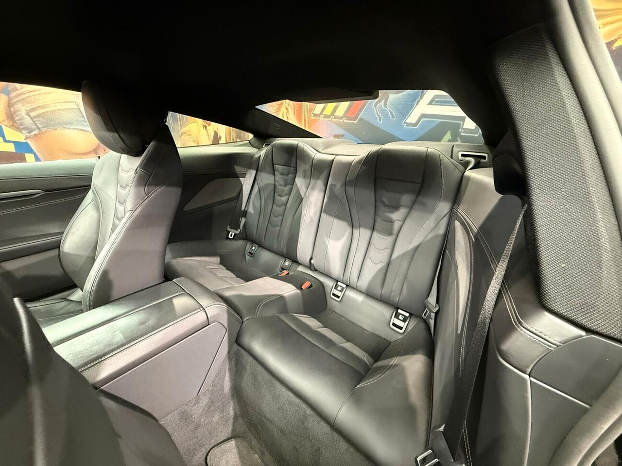 Bmw 850 M850i xDrive Coupé (554)