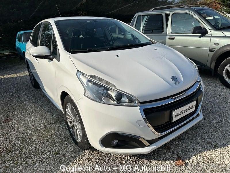 Peugeot 208 BlueHDi 75 5 porte Allure