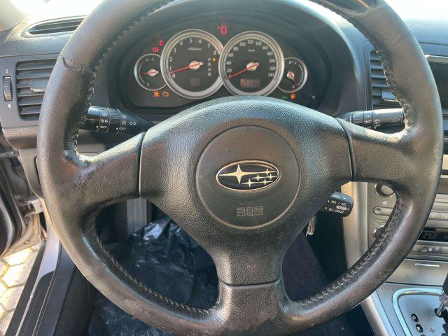 SUBARU OUTBACK Outback III 2.5 auto 4x4 tetto gpl