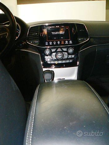 Jeep Grand Cherokee Grand Cherokee 3.0 V6 CRD 250 CV Multijet II Overland