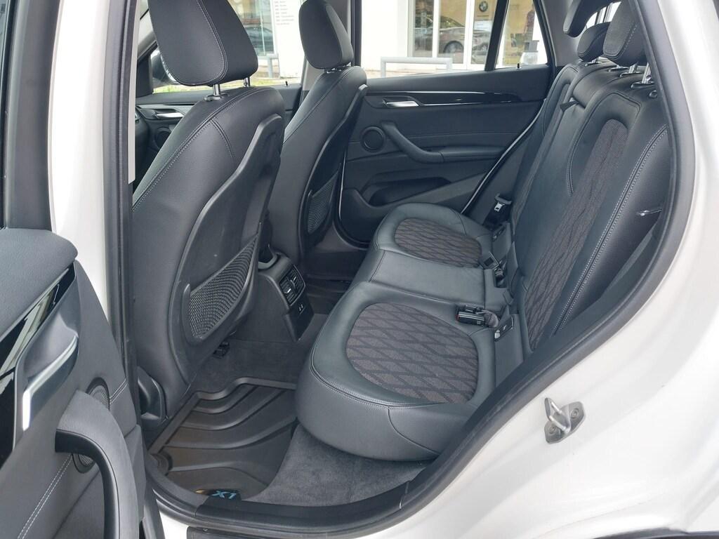 BMW X1 18 d xLine xDrive Steptronic