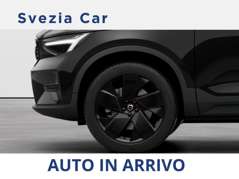 Volvo XC40 B3 automatico Plus Black Edition