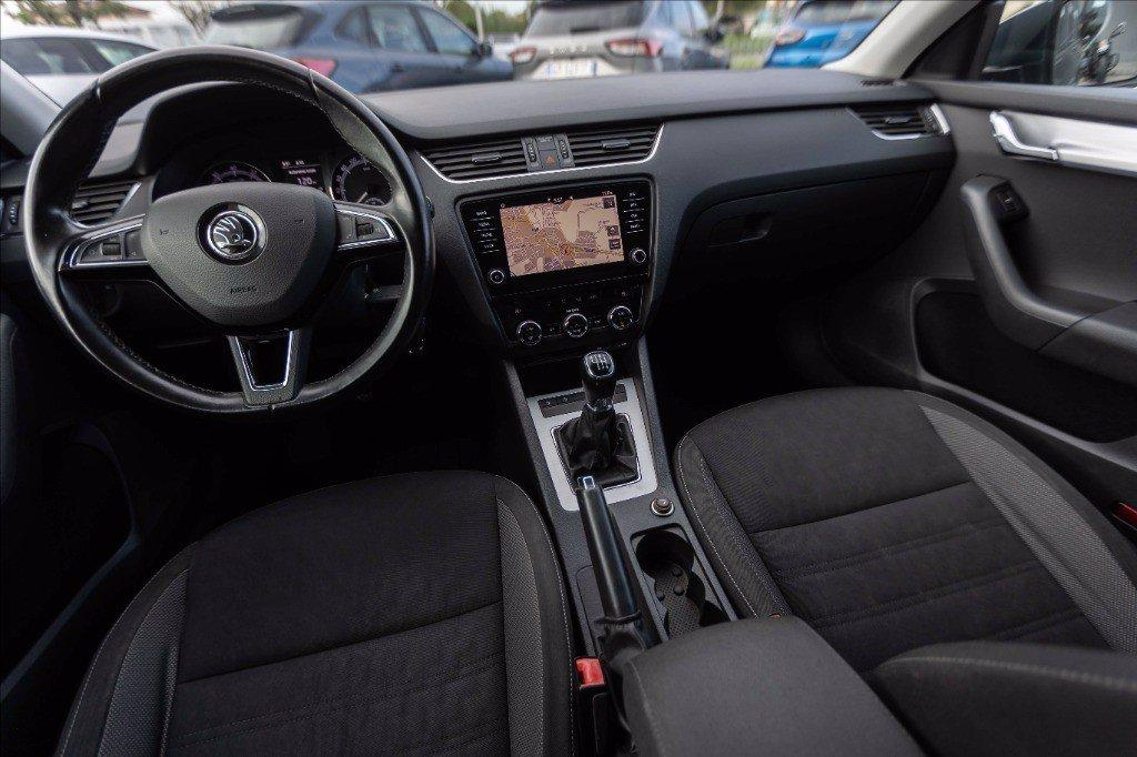 SKODA Octavia Wagon 1.4 tsi g-tec Executive 110cv del 2017