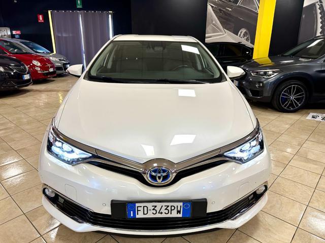 TOYOTA Auris 1.8 Hybrid XENO LED NAVI AUTOMATICO TAGLIANDI OK