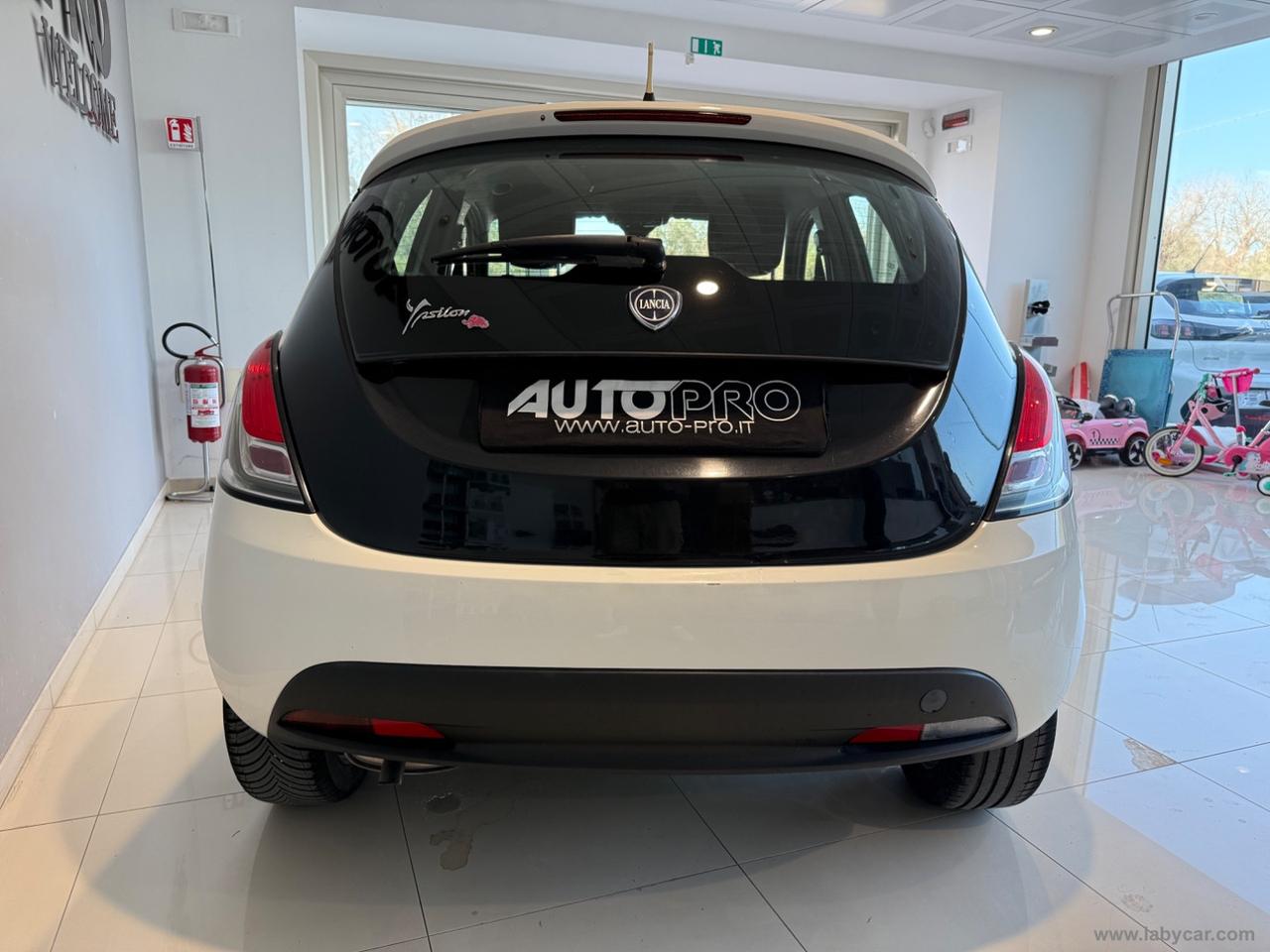 LANCIA Ypsilon 1.2 69 CV 5p. Elefantino