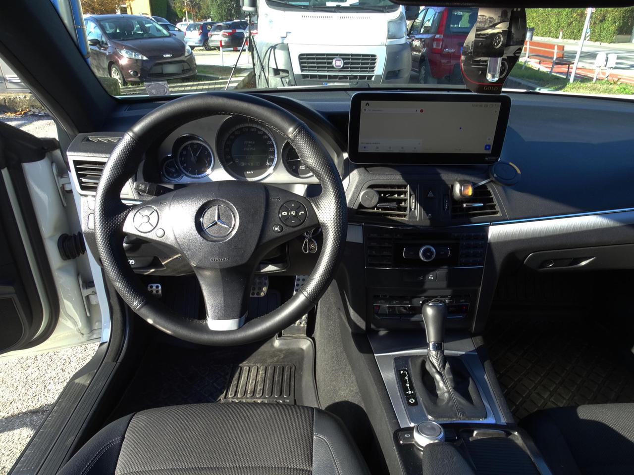 Mercedes-Benz E 220 CDI Coupé BlueEFFICIENCY Avantgarde