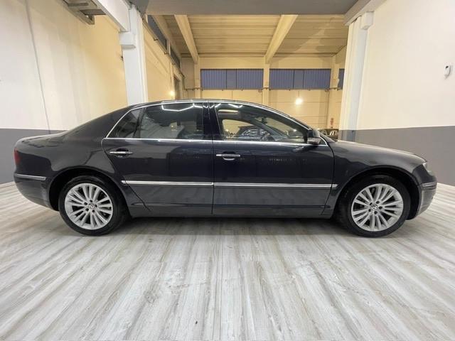 Volkswagen Phaeton 3.0/240 V6 TDI DPF 4mot. tip. 4 posti