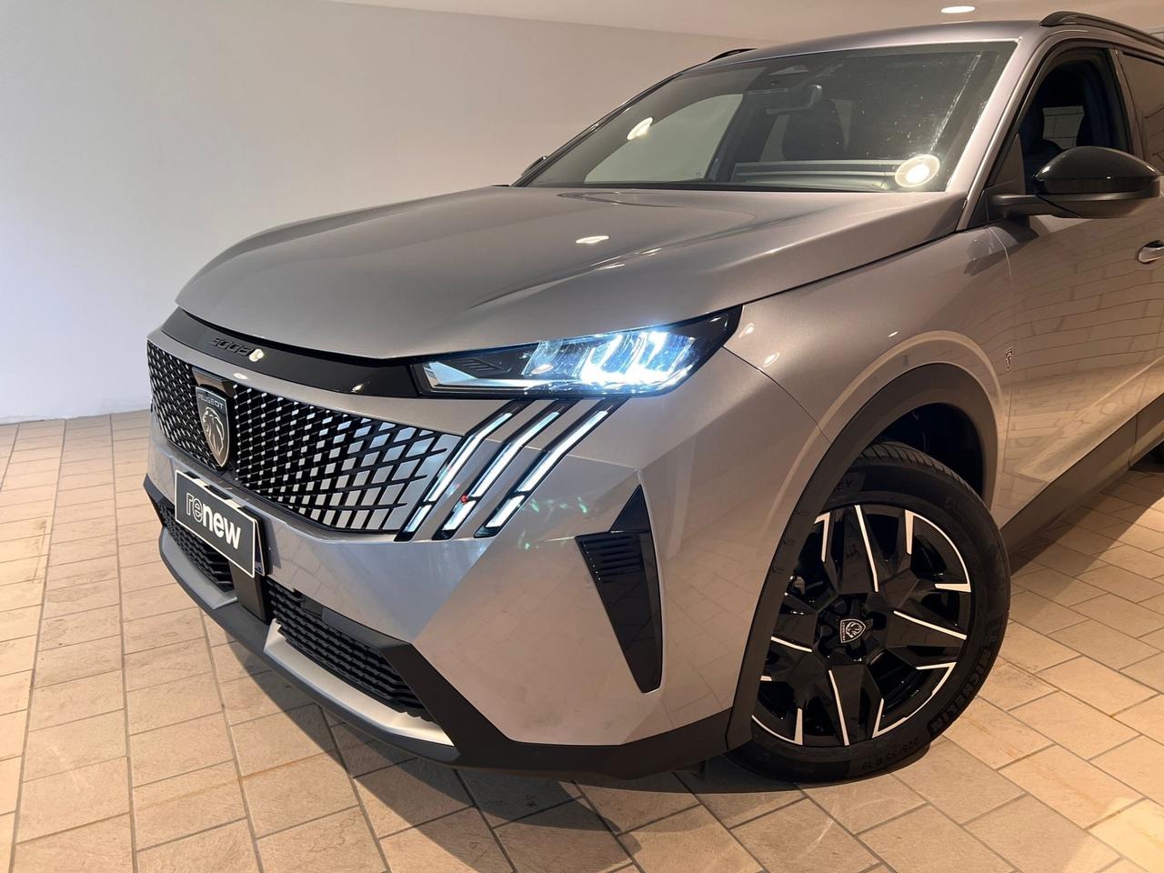 Peugeot 5008 Hybrid 145 e-DCS6 Allure