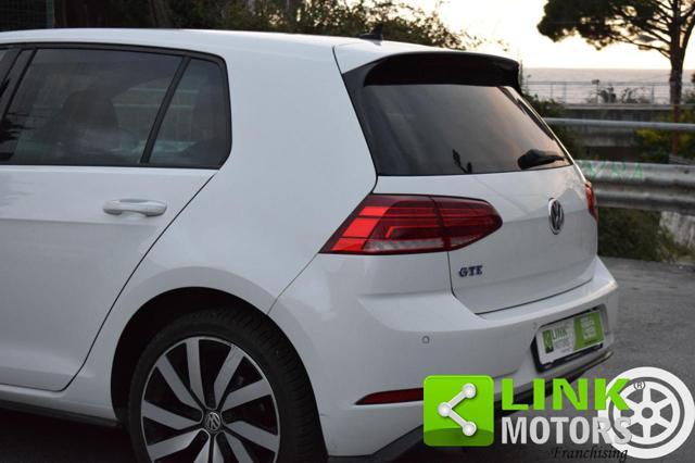 VOLKSWAGEN Golf eHIBRID