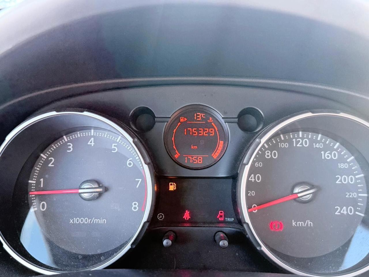 Nissan Qashqai 1.6 BENZINA 2009