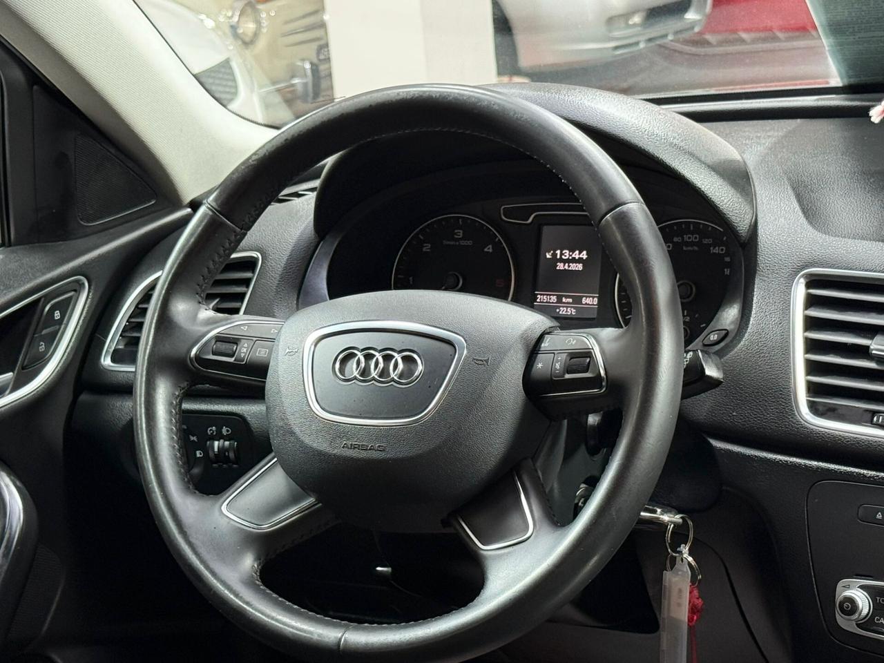Audi Q3 2.0 TDI 140cv Business plus - 2012
