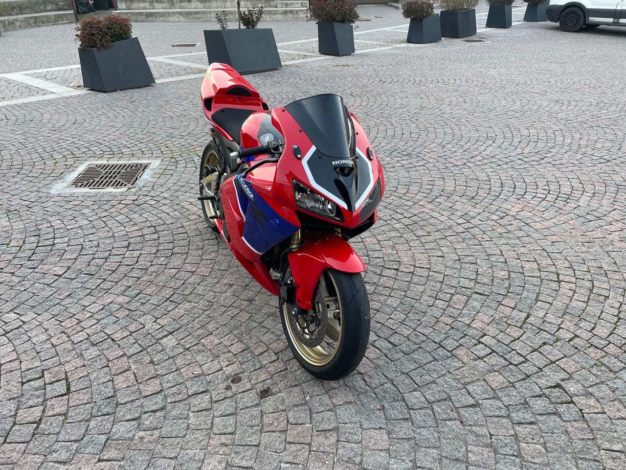Honda CBR 600 RR