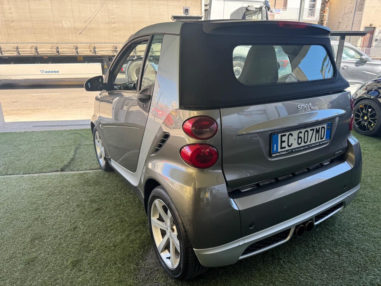 Smart ForTwo 1000 62 kW cabrio passion