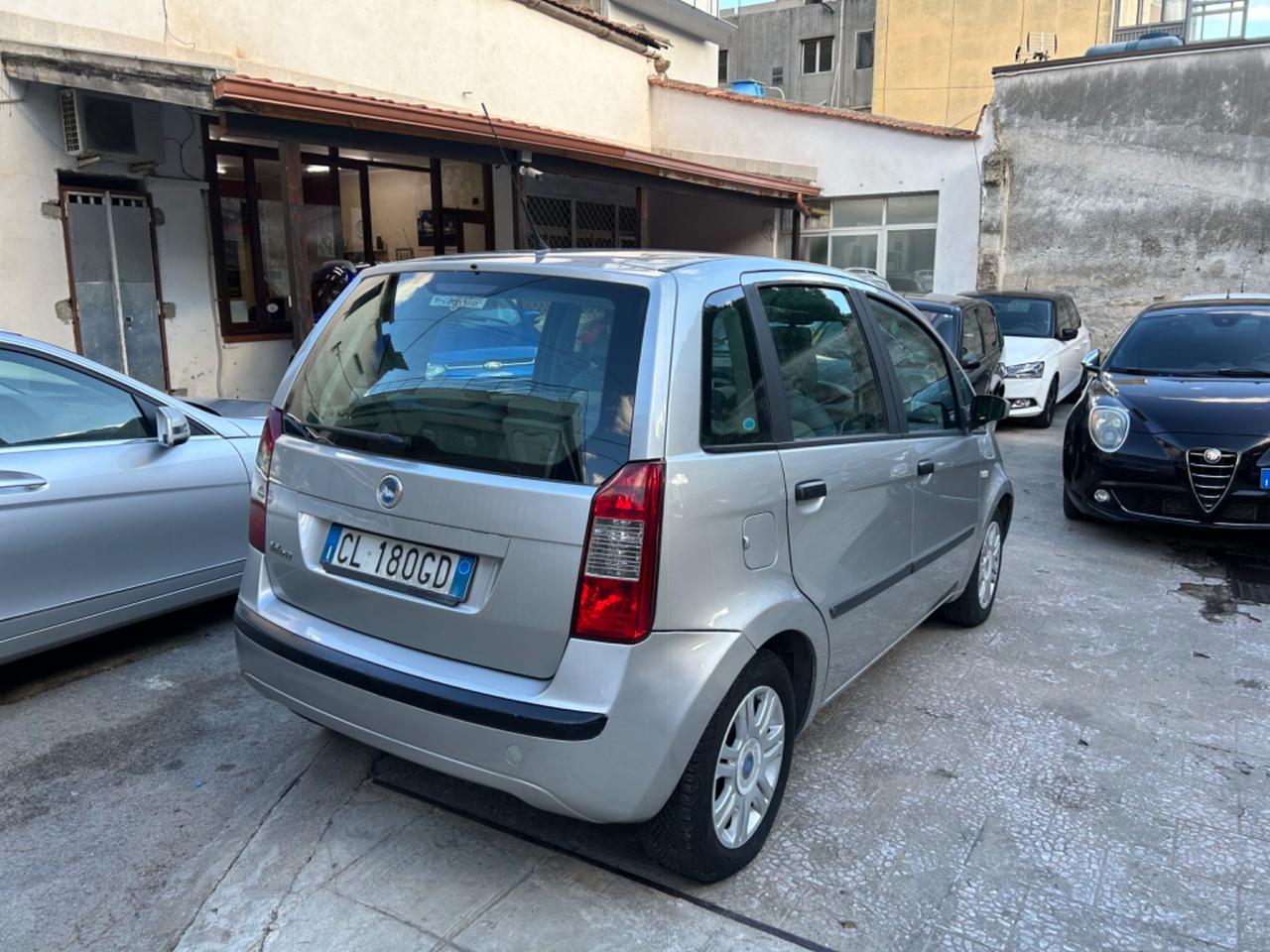 Fiat Idea 1.4 16V Emotion