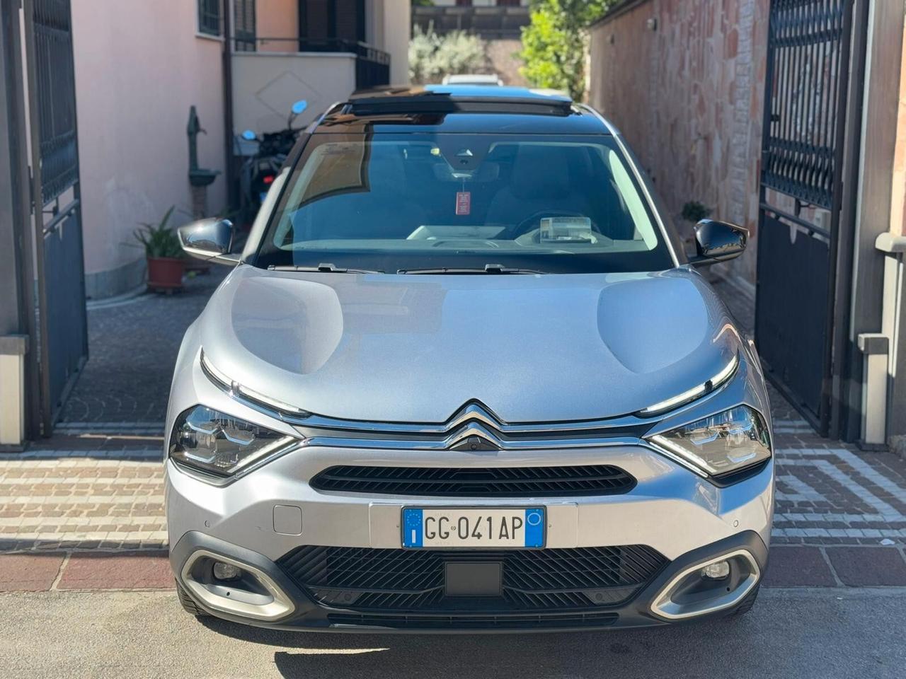 Citroen C4 BlueHDi 130 S&S EAT8 Shine