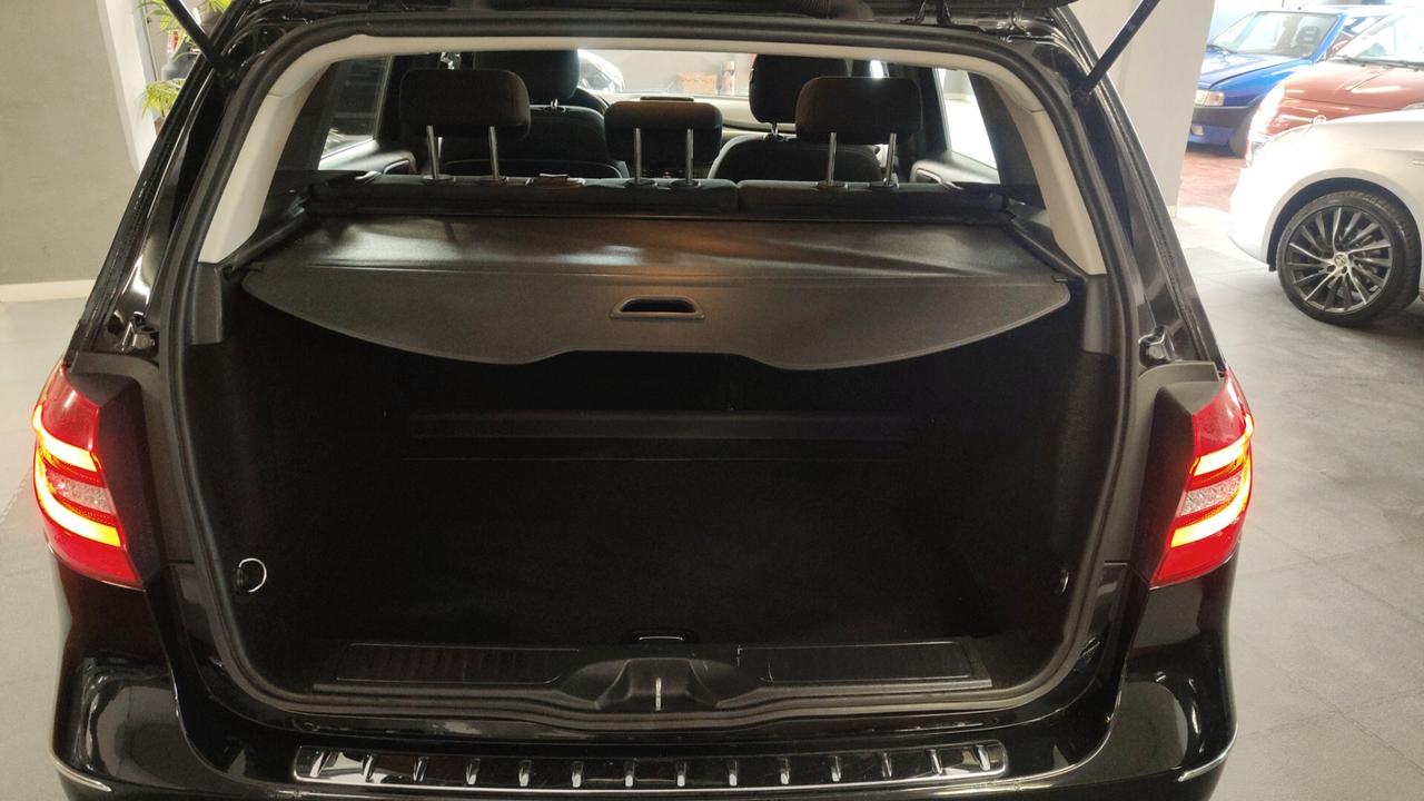 Mercedes-benz B 180 CDI BlueEFFICIENCY Executive