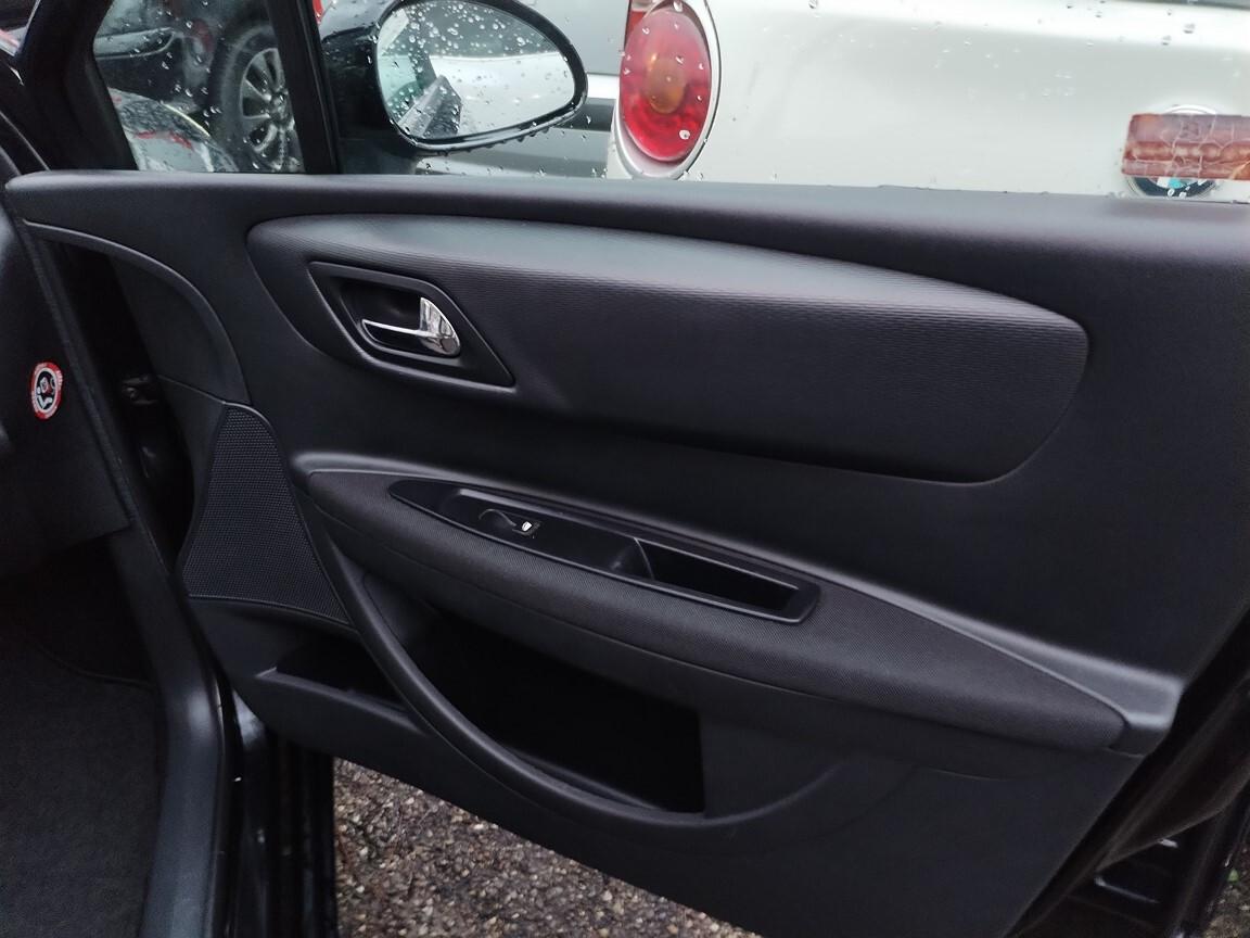 Citroen C4 1.4 benzina 2009 km 155000 CONSEGNA CON TAGLIANDO E DISTRIBUZIONE