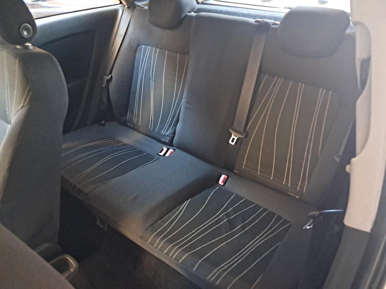 Opel Corsa 1.2 3 porte GPL-NEOPATENTATI-Euro 3590