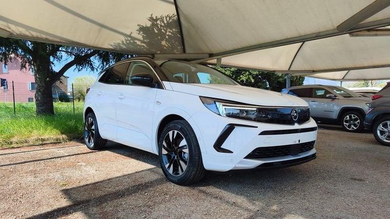 Opel Grandland 1.2 130cv MT6 Business Elegance