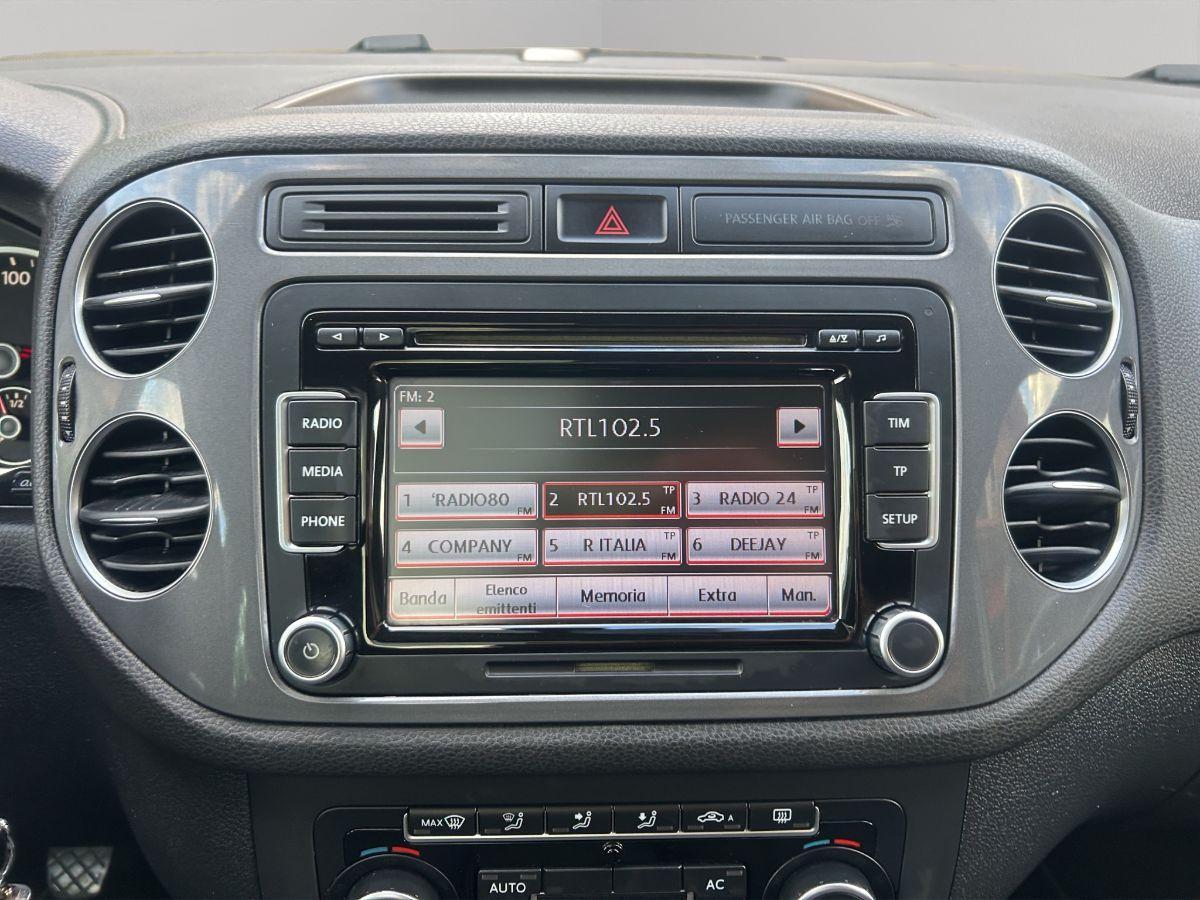 VOLKSWAGEN - Tiguan - 2.0 TDI 140 CV Sport & Style BlueMotion Technology TETTO LED
