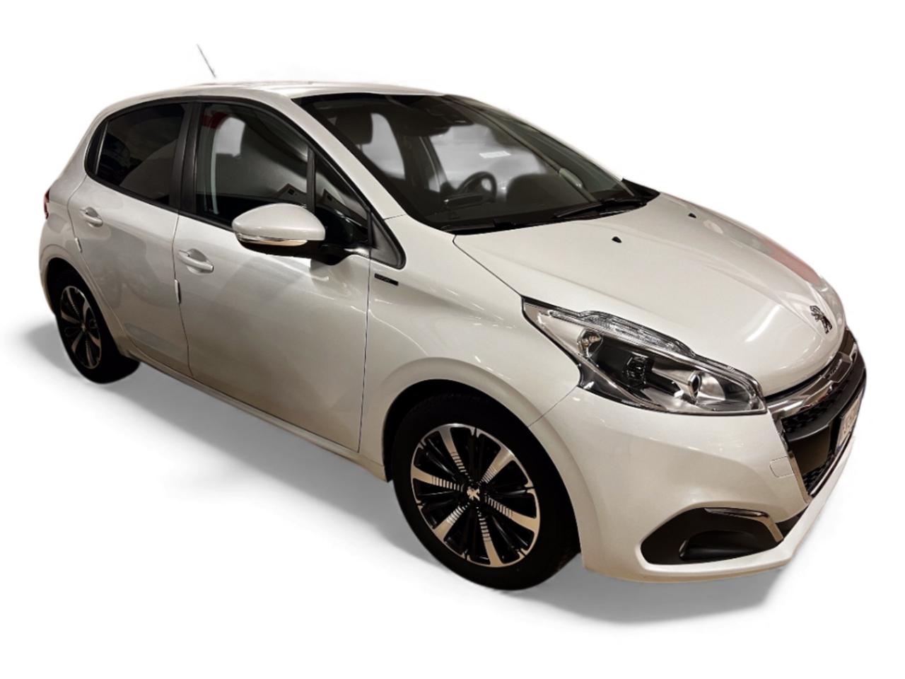 Peugeot 208 PureTech 82 Stop&Start 5 porte Signature Ok Neopatentati Perfetta