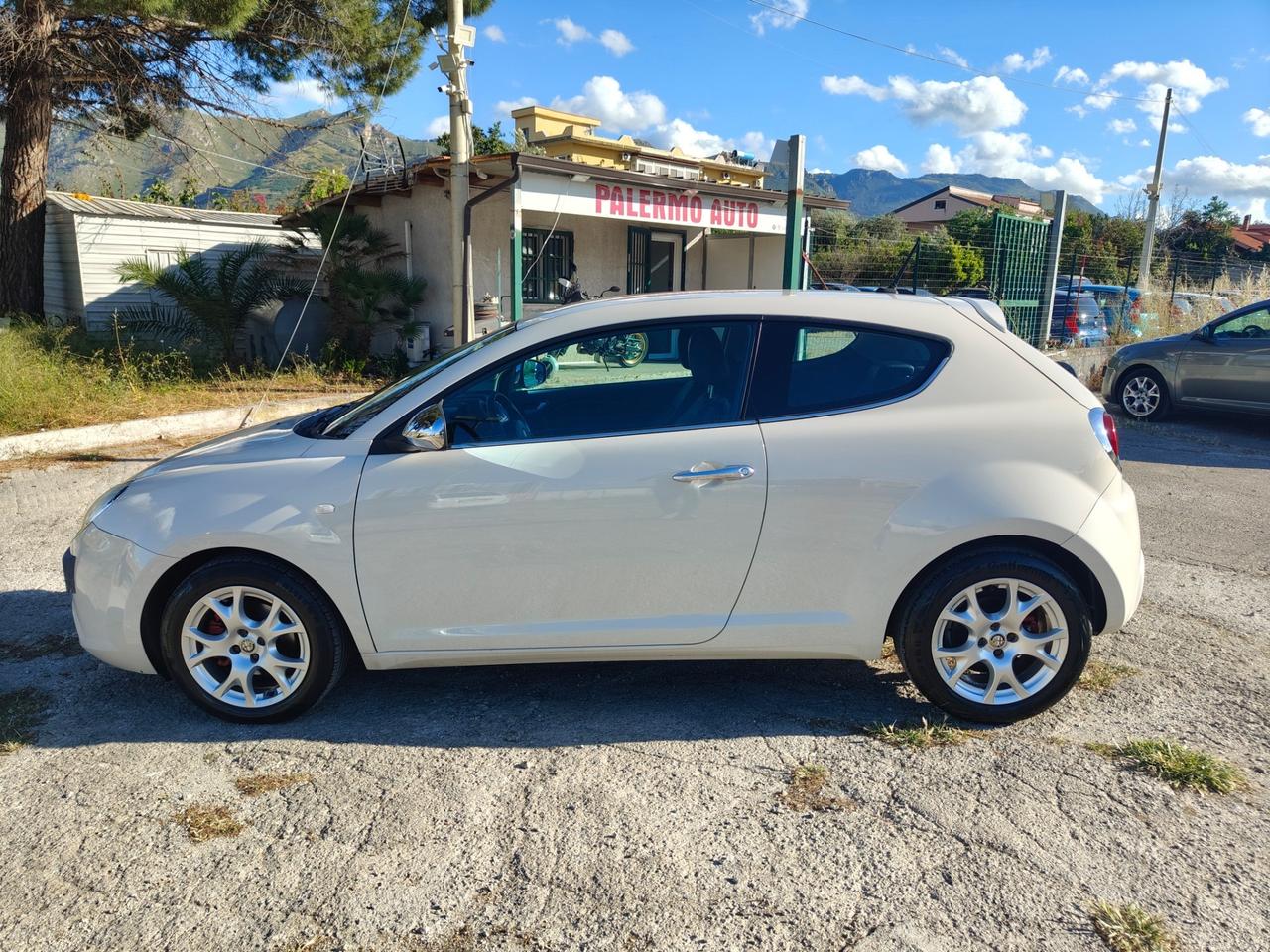 Alfa Romeo MiTo 1.3 JTDm 85CV OK NEOPATENTATI