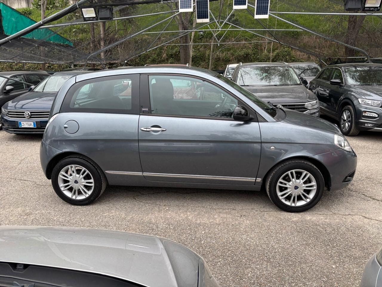 Lancia Ypsilon 1.2 69 CV Unyca OK Neopatentati