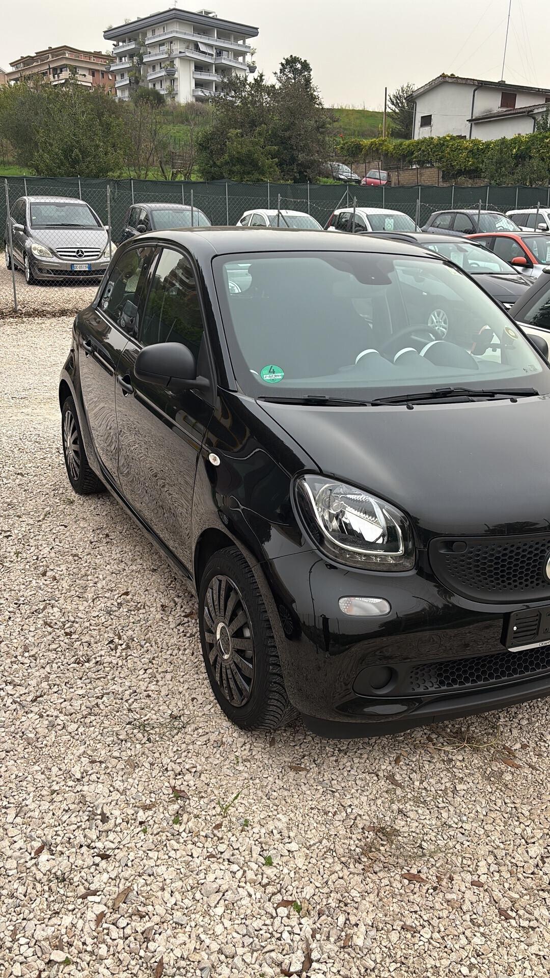 Smart ForFour 70 1.0 Youngster